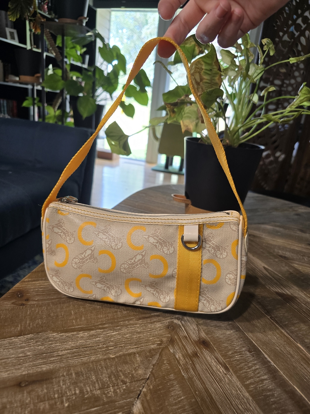 ✨ AUTHENTIC Vintage Céline C-Sulky Mini Shoulder Pouch / Pochette ✨